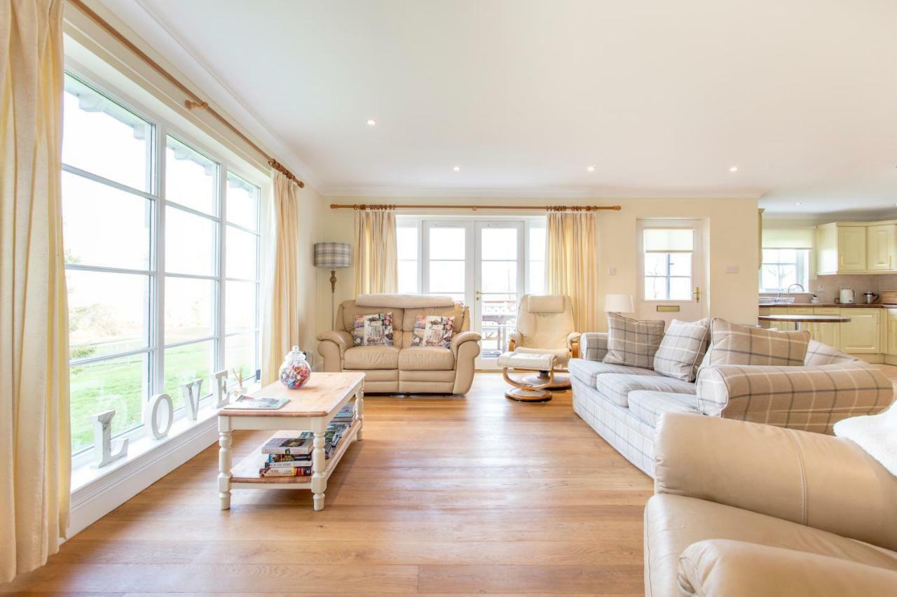 Riverview Retreat Perth Bagian luar foto