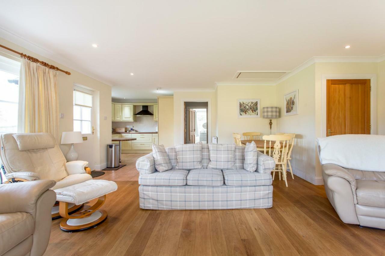 Riverview Retreat Perth Bagian luar foto