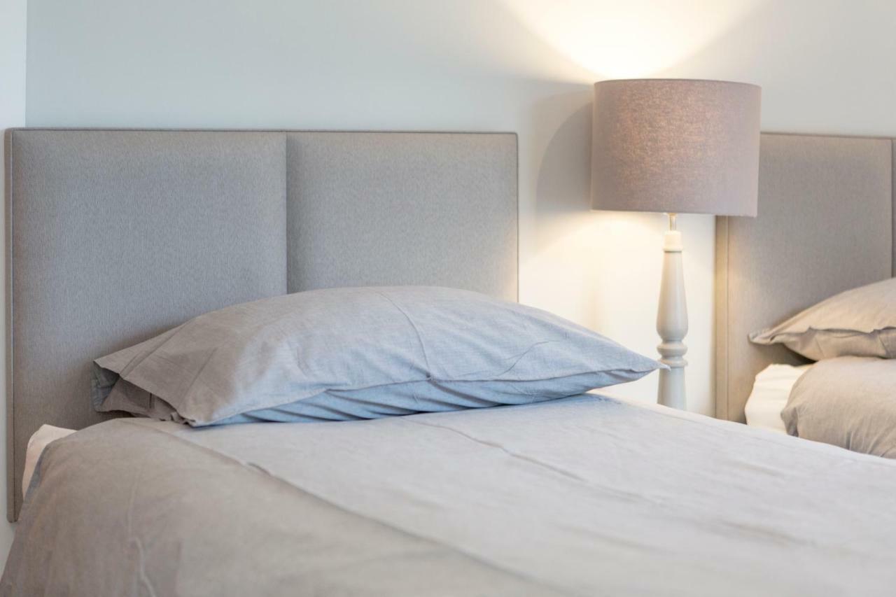 Riverview Retreat Perth Bagian luar foto